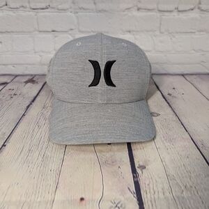 Hurley Light Gray Hat with Black Logo